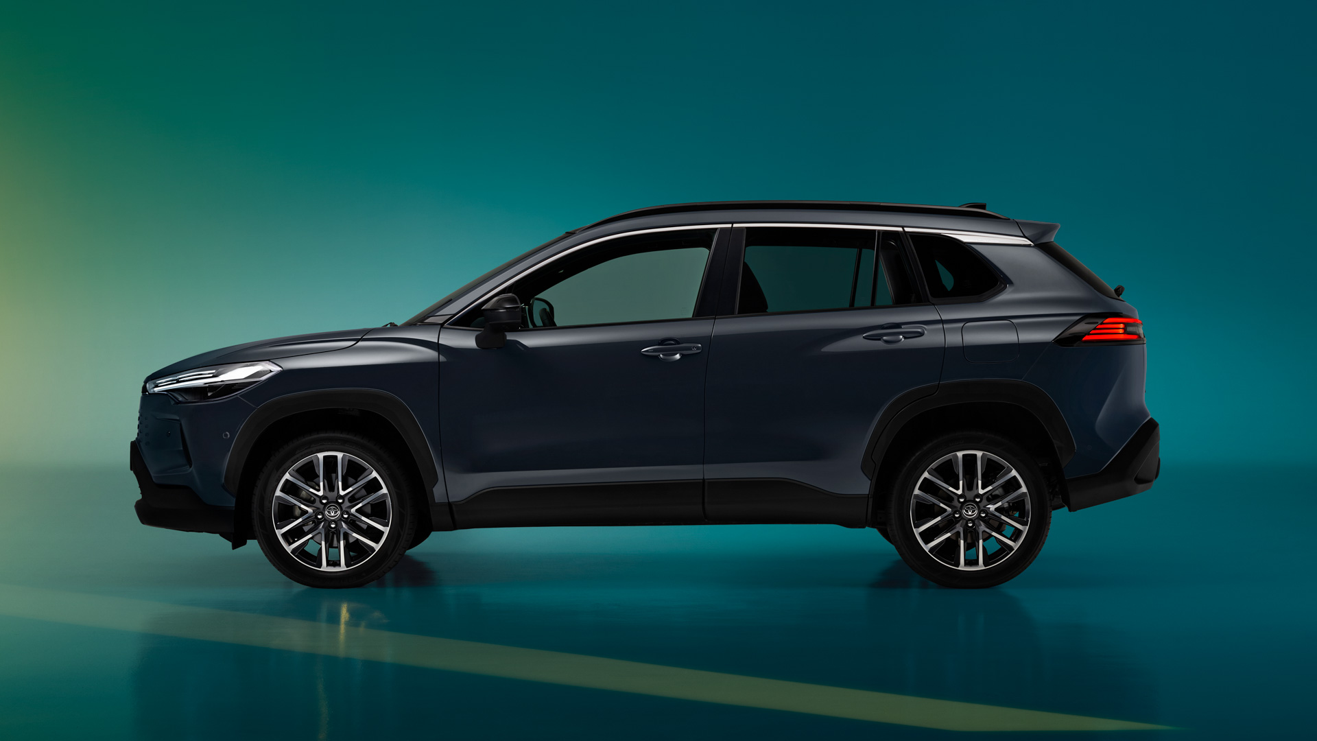 Toyota Corolla Cross 2025 Style Gris Acero