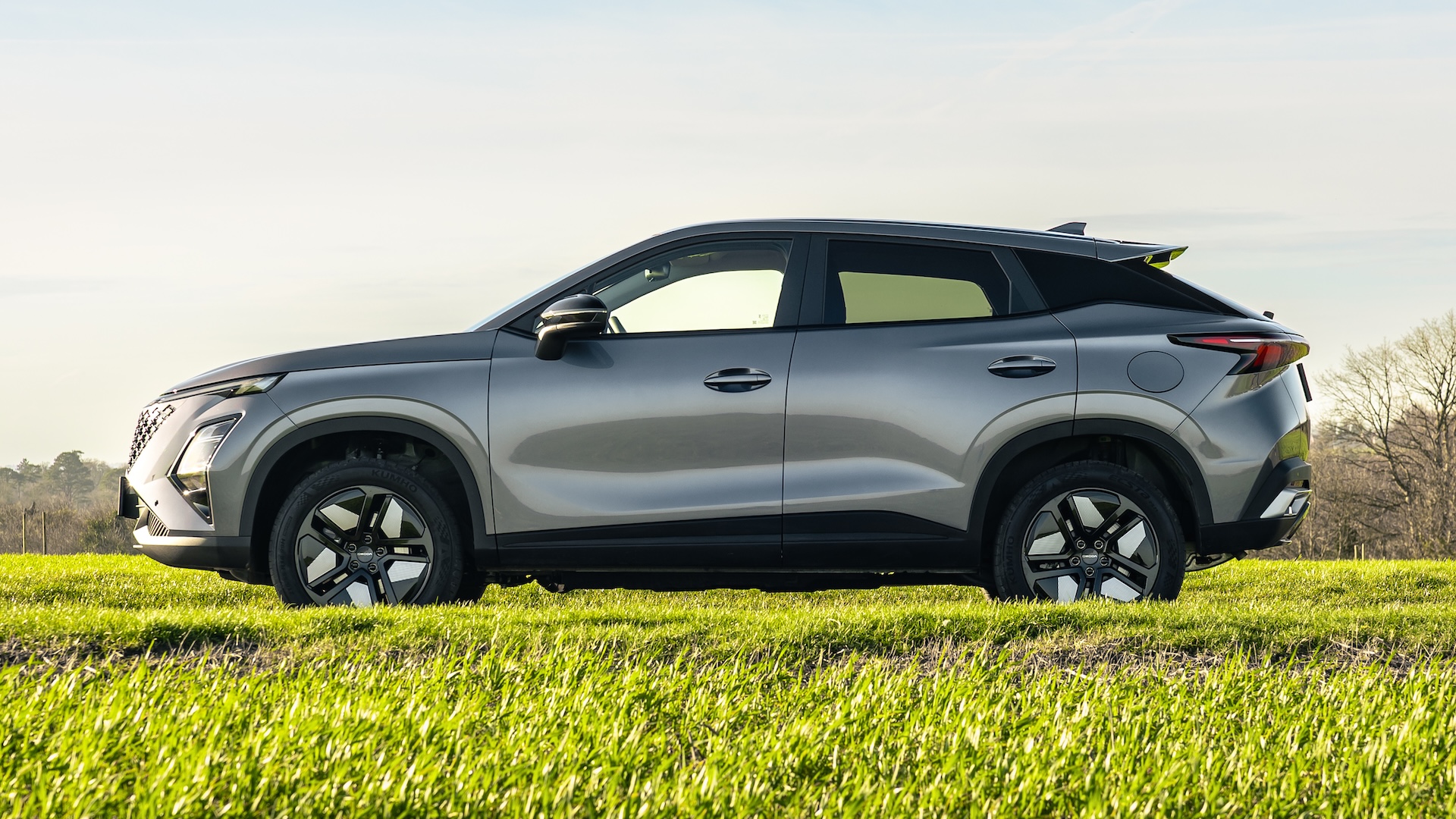2026 Omoda 5 side