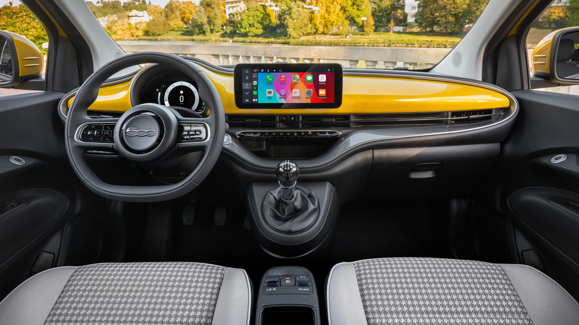 fiat-500-interior-y-maletero-carwow