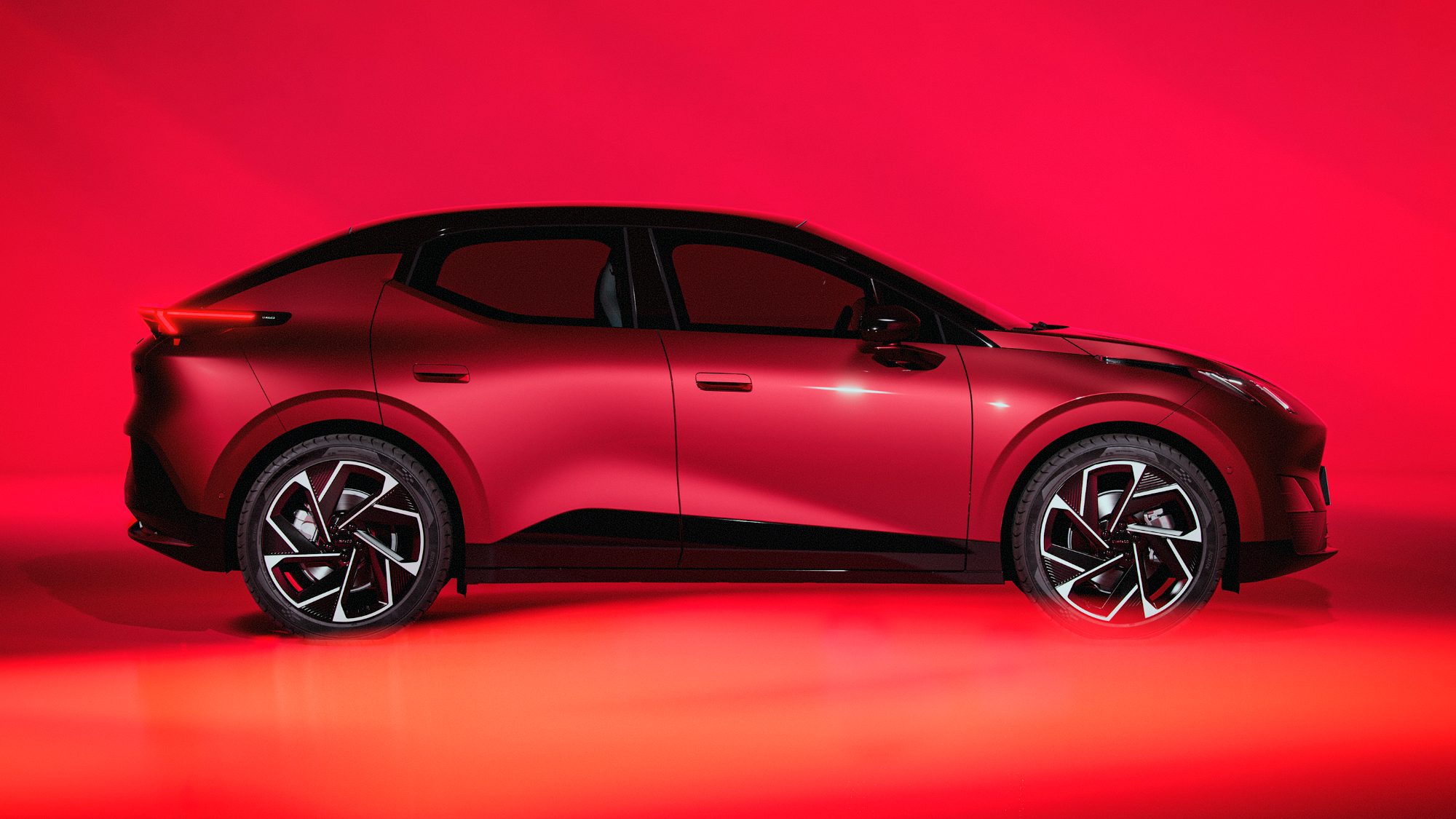 Lynk&Co 02 Red Metallic