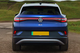 VW ID4 Review 2025 | Electric Range, Interior & Price | Carwow