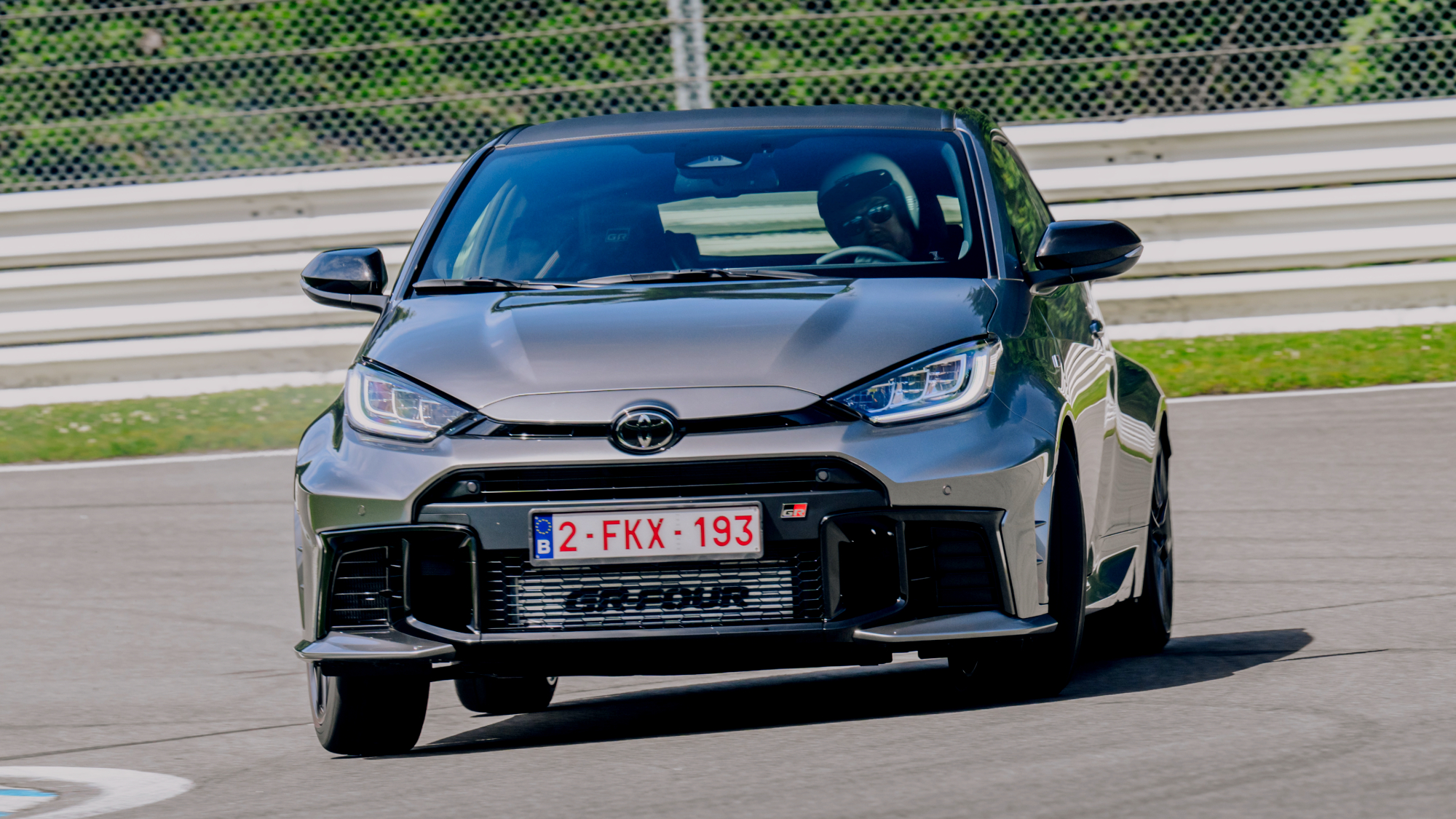 Toyota GR Yaris Gris Átomo