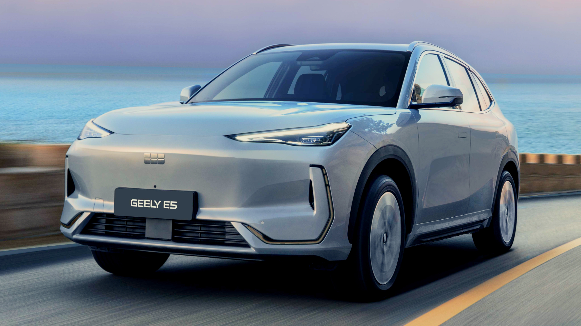 Geely E5 MAX+ Plata Moonlight