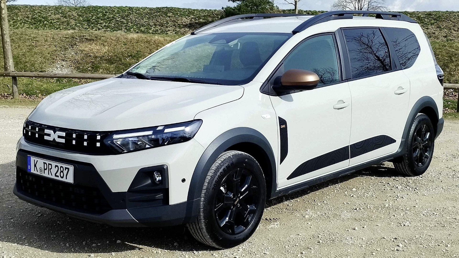 Dacia Jogger 2026 statisch Front