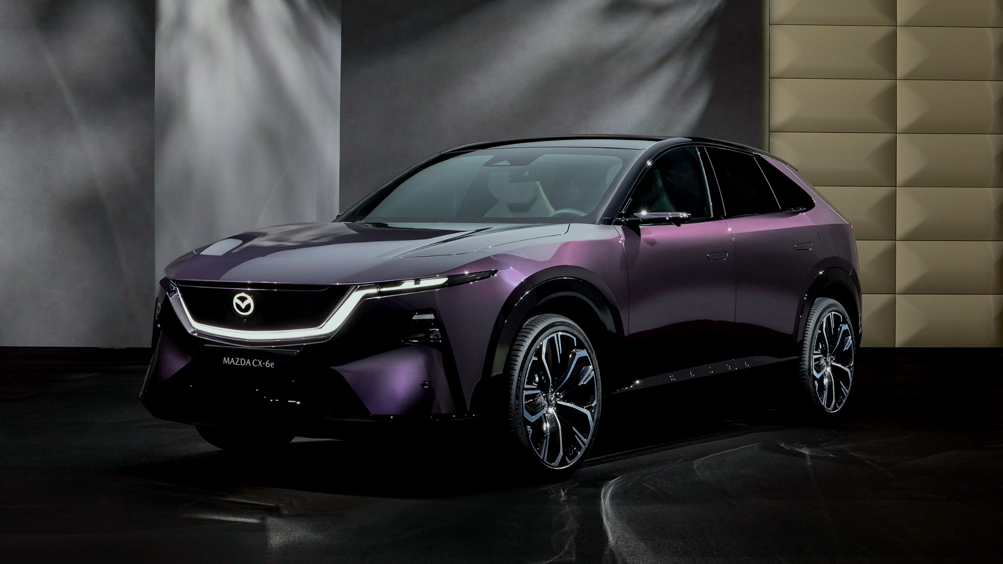Mazda CX-6e Takumi Plus Nightfall Violet