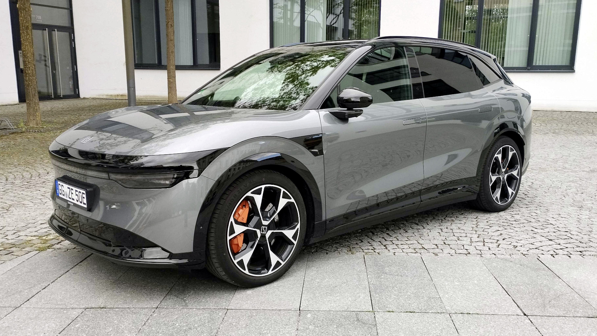 Zeekr 7X statisch Front