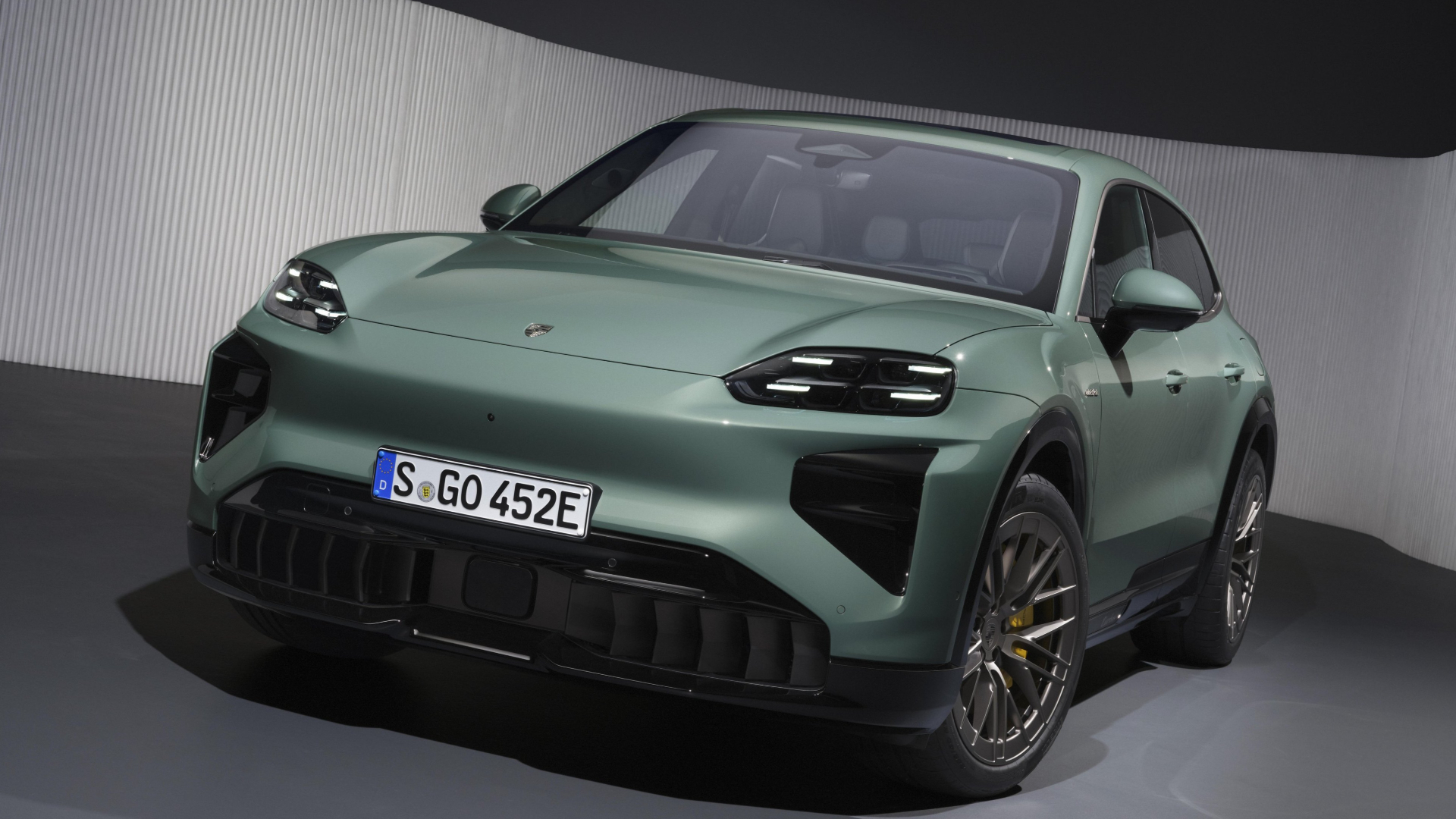 2026 Porsche Cayenne Electric front three quarter