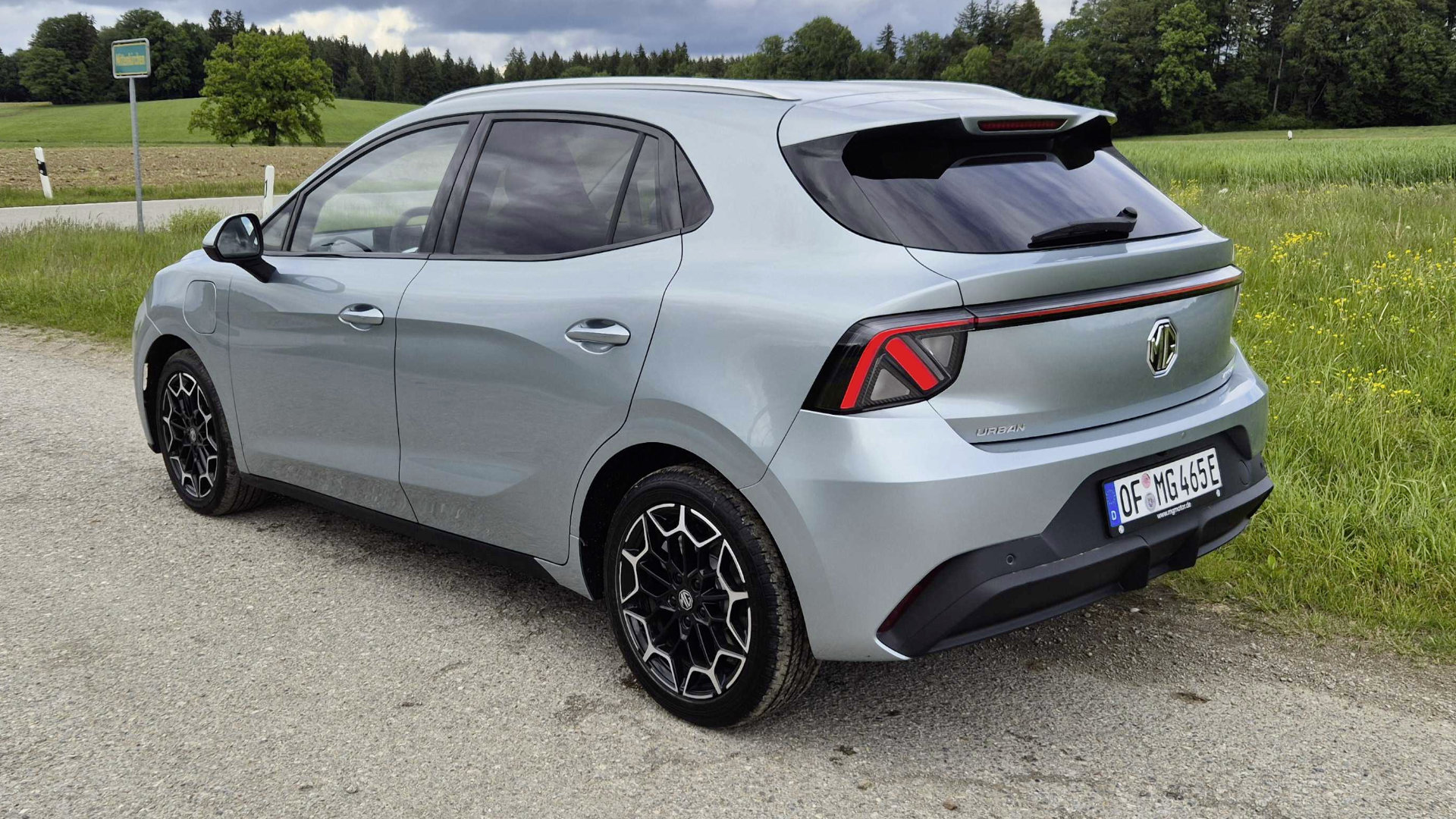 MG4 EV Urban Exterieur seitlich hinten stehend