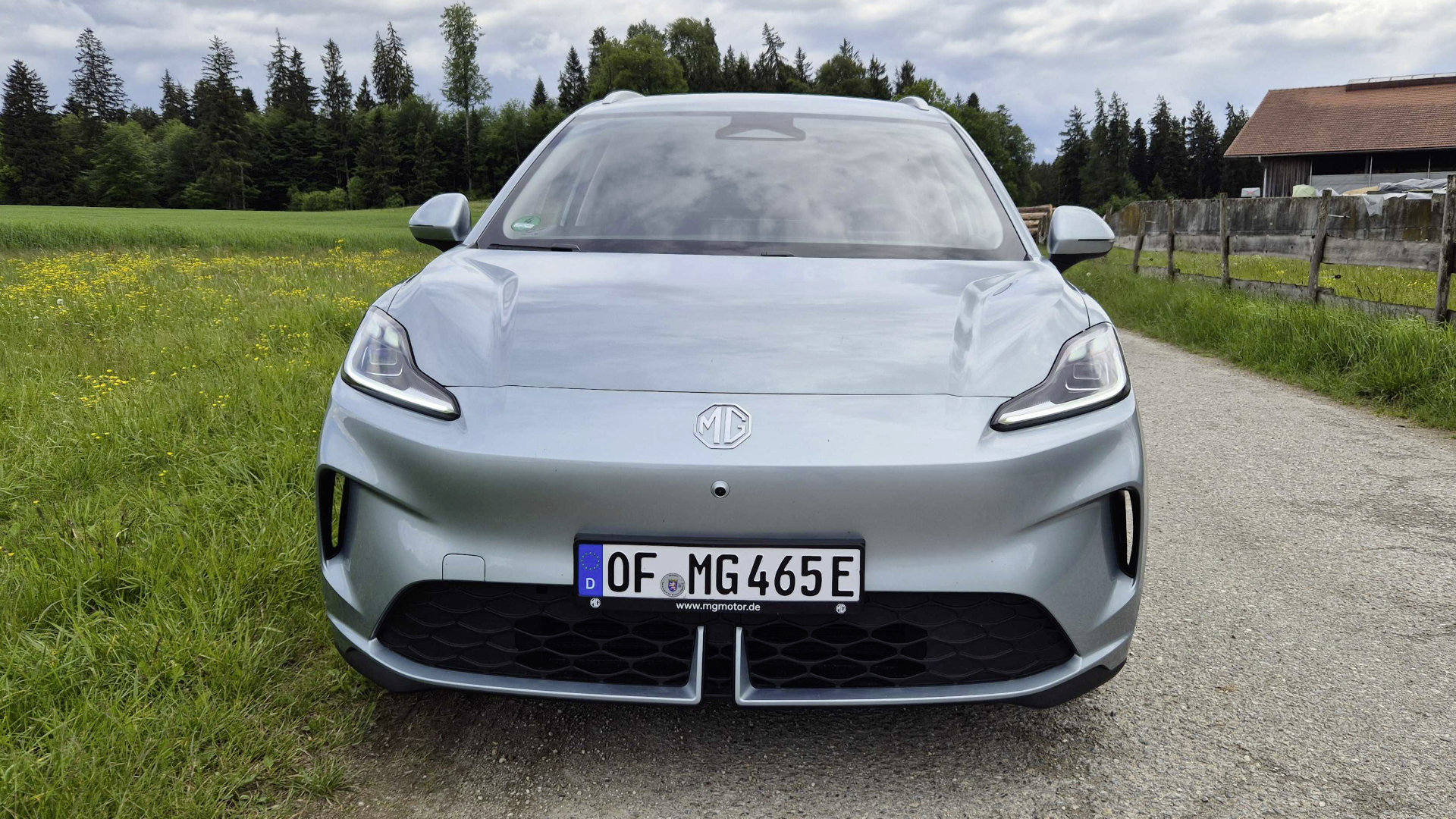 MG4 EV Urban Exterieur Front stehend
