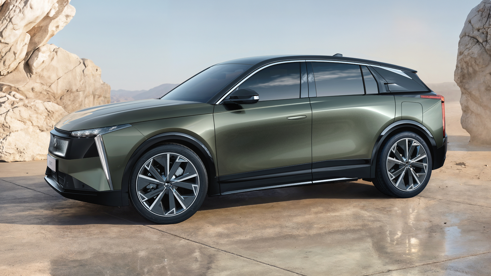 2026 DS No7 front quarter view