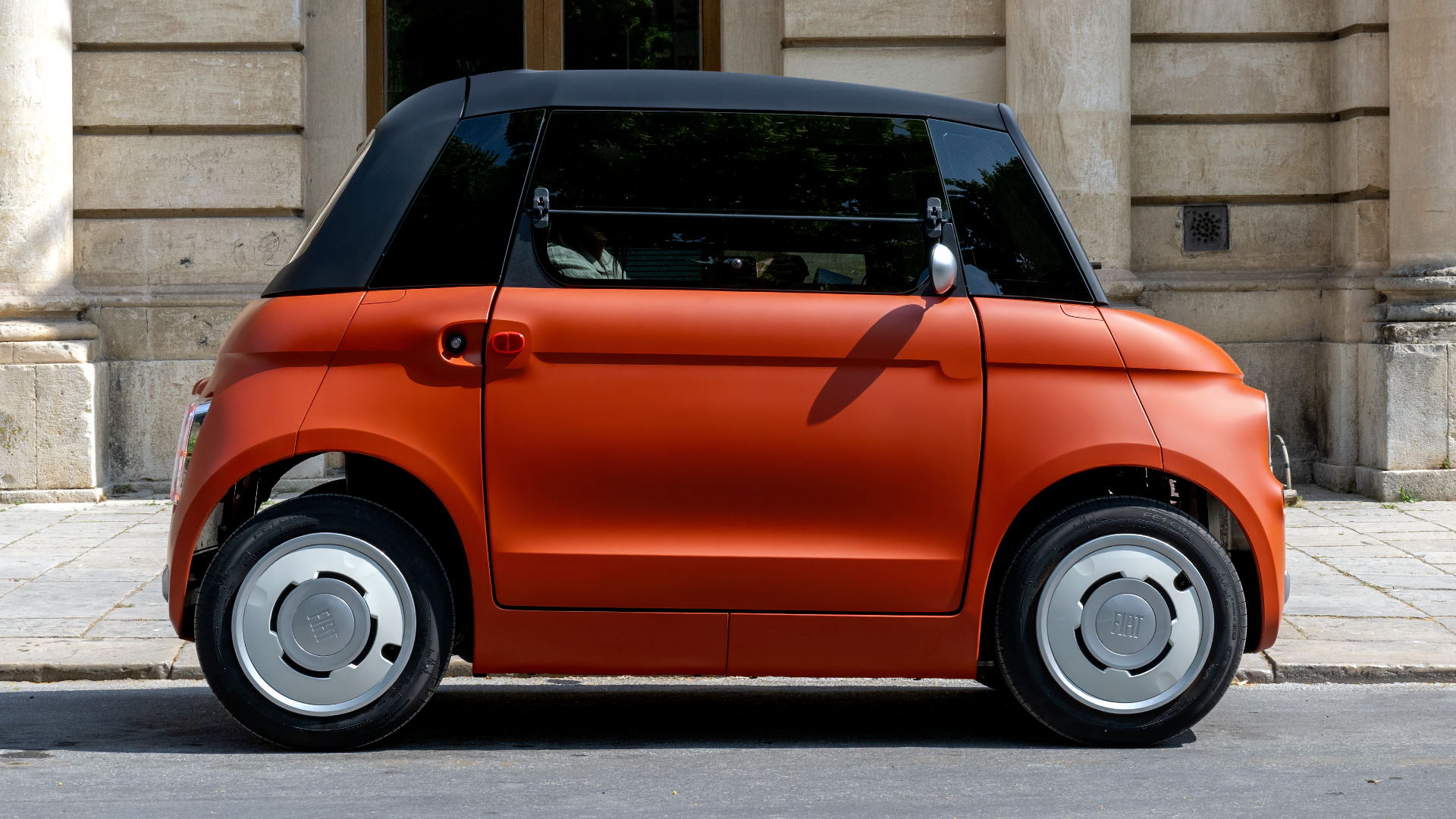 2026 Fiat Topolino side view