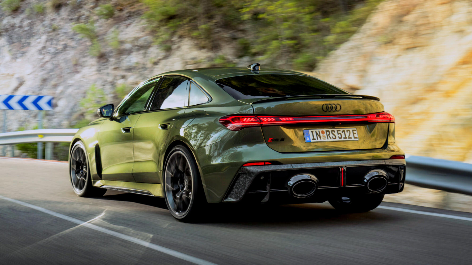 Audi RS 5 Sedan Bedford green metallic