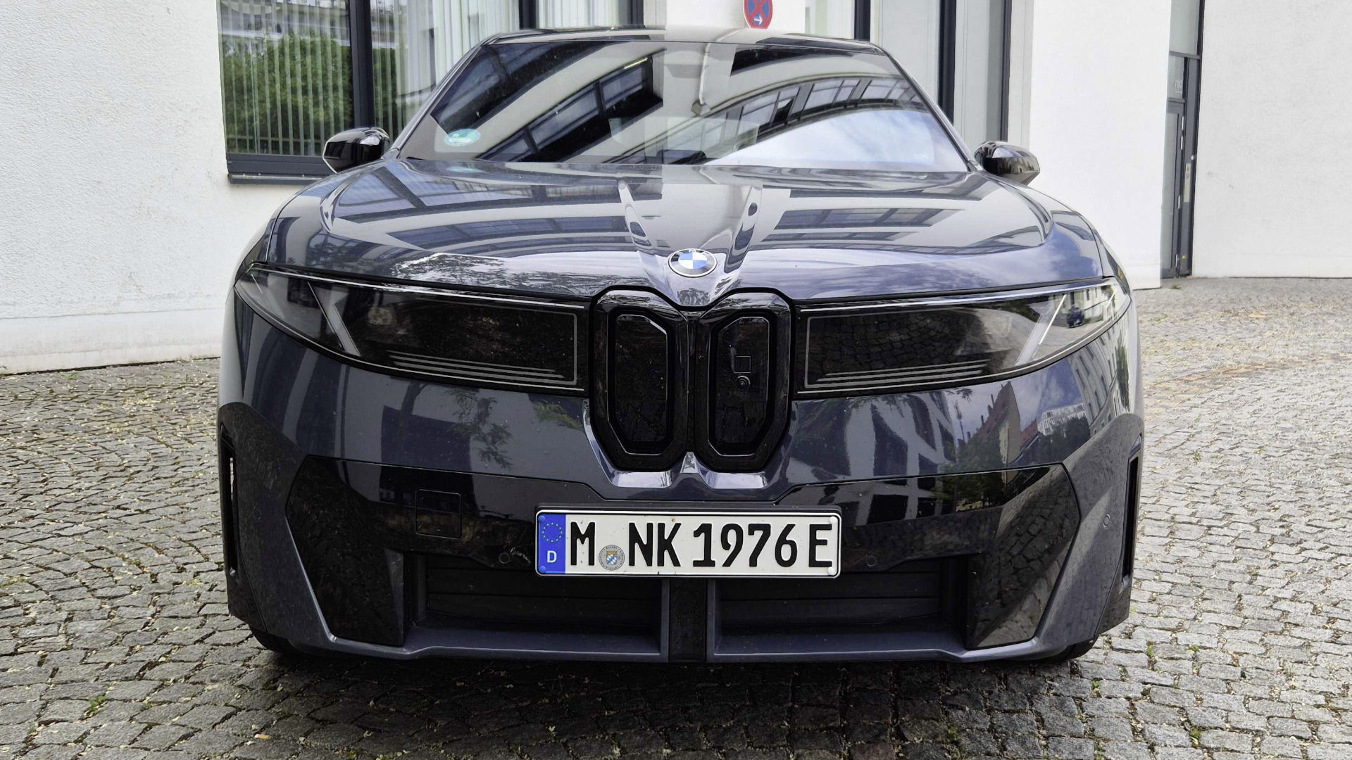 BMW iX3 Exterieur Front statisch