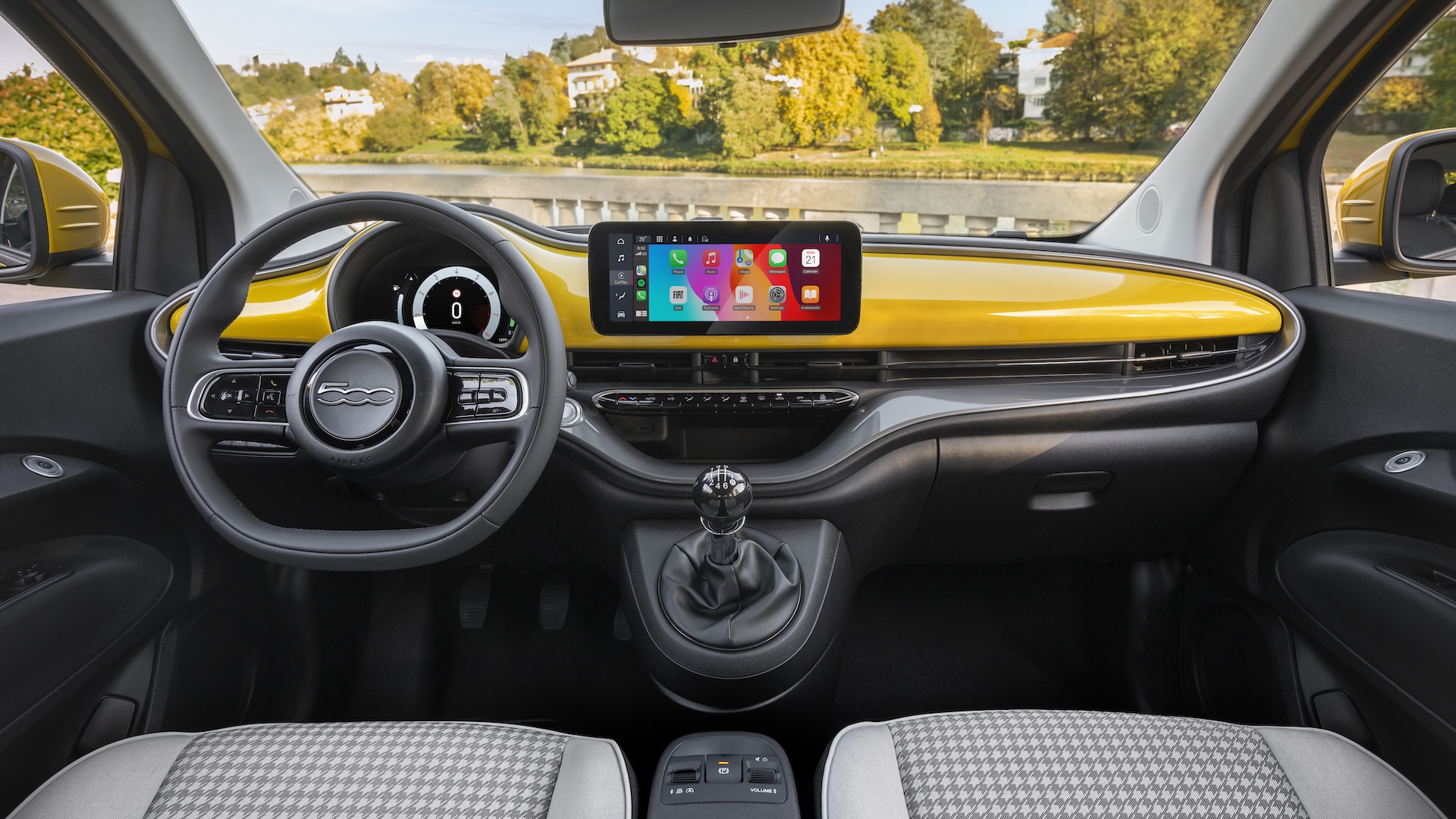 Fiat 500 Hybrid 2026 LHD interior main