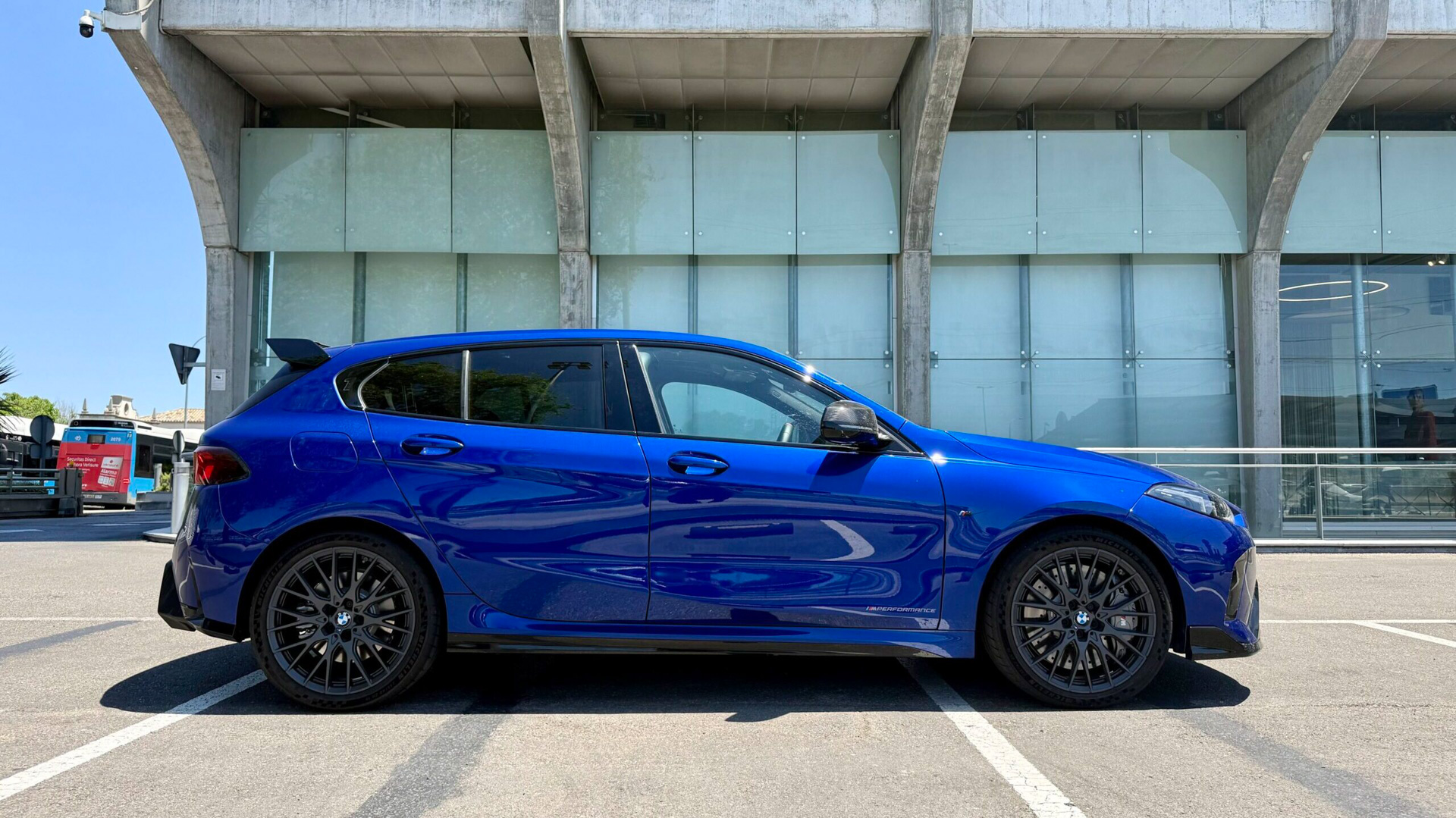 BMW M135 2025 M Portimao Blue metallic