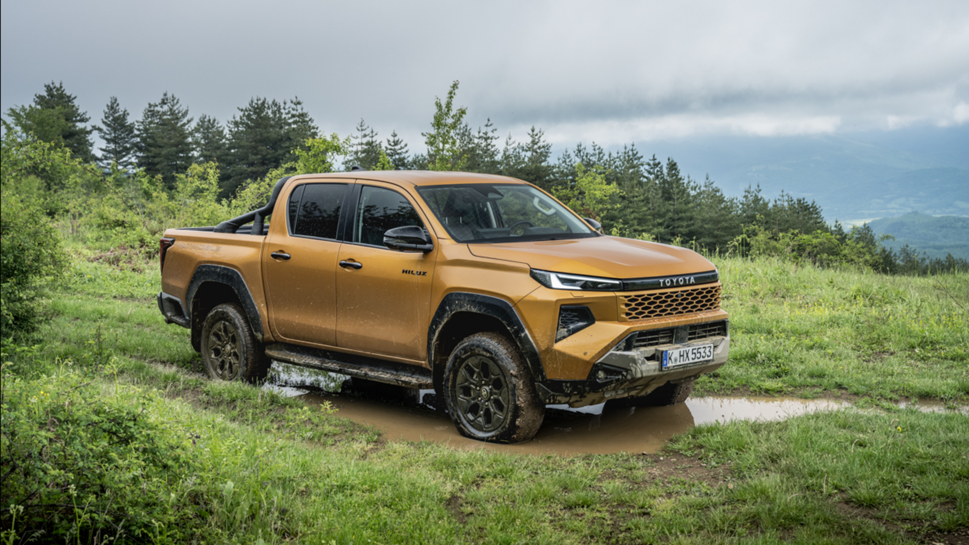 Toyota Hilux diesel 2026 LHD - front three quarter static