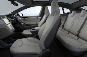 Tesla Model S Review 2023 | Performance & Pricing | carwow