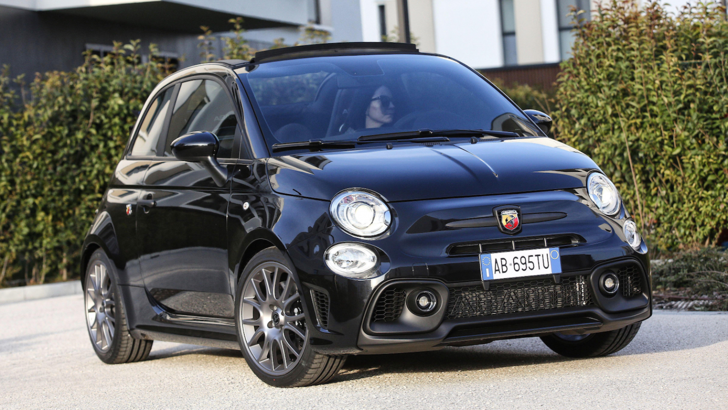 Abarth 695C Review 2024 | Performance & Pricing | Carwow