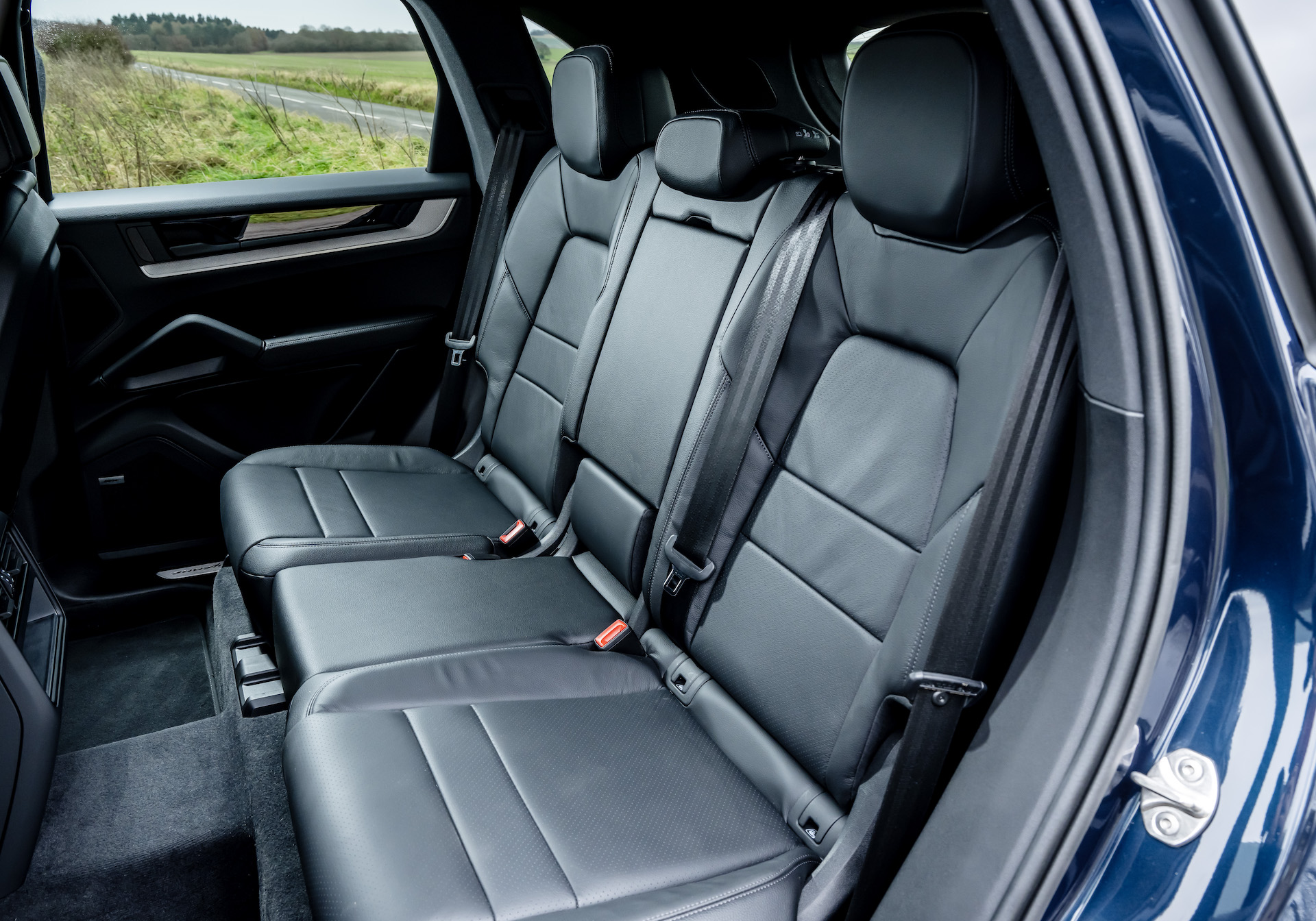 Porsche cayenne 7 clearance seats