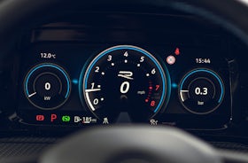 VW Golf R Review 2025 | Price, Interior & Performance | Carwow