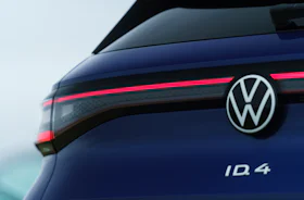 VW ID4 Review 2025 | Electric Range, Interior & Price | Carwow