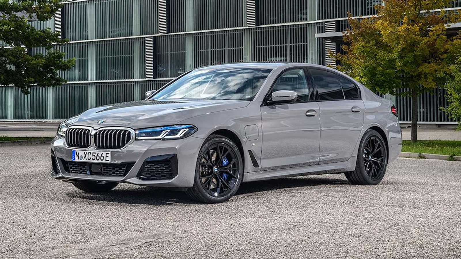 BMW Serie 5 Berlina PHEV 530e Skyscraper Grau metalizado