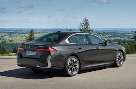 2023 BMW 5 Series rear quarter static