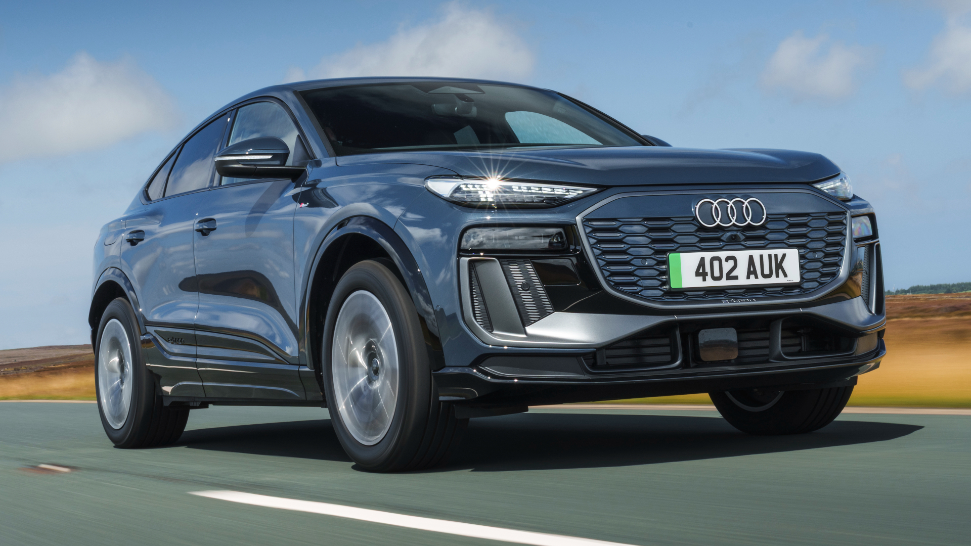 Audi Q6 e-tron Sportback, 2026, RHD - header