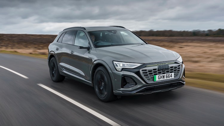 Audi Q8 e-tron Review 2024 | Performance & Pricing | Carwow
