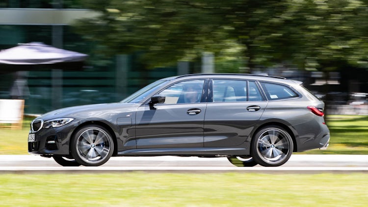 BMW Serie 3 2021: ¿mejor gasolina o híbrido?