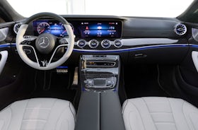 Mercedes-Benz CLS Coupé Azul Espectral salpicadero frontal