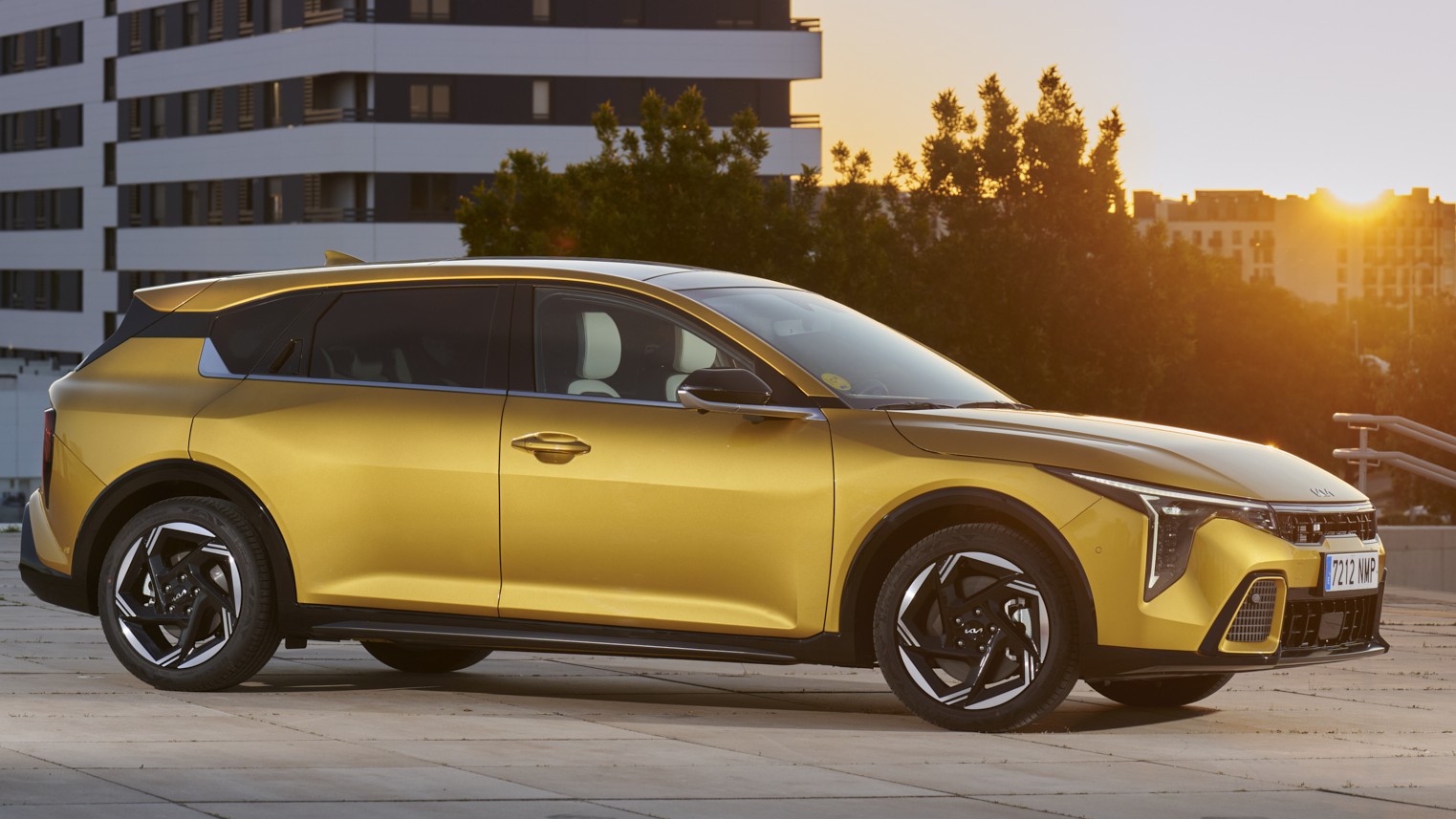 KIA K4