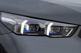 2023 BMW 5 Series front light