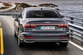 Audi A8 L gris Manhattan