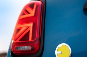 MINI Electric (2019-2024) Review | Performance & Pricing | carwow
