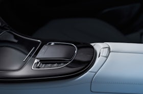 Mercedes-Benz CLS Coupé Azul Espectral caja cambios