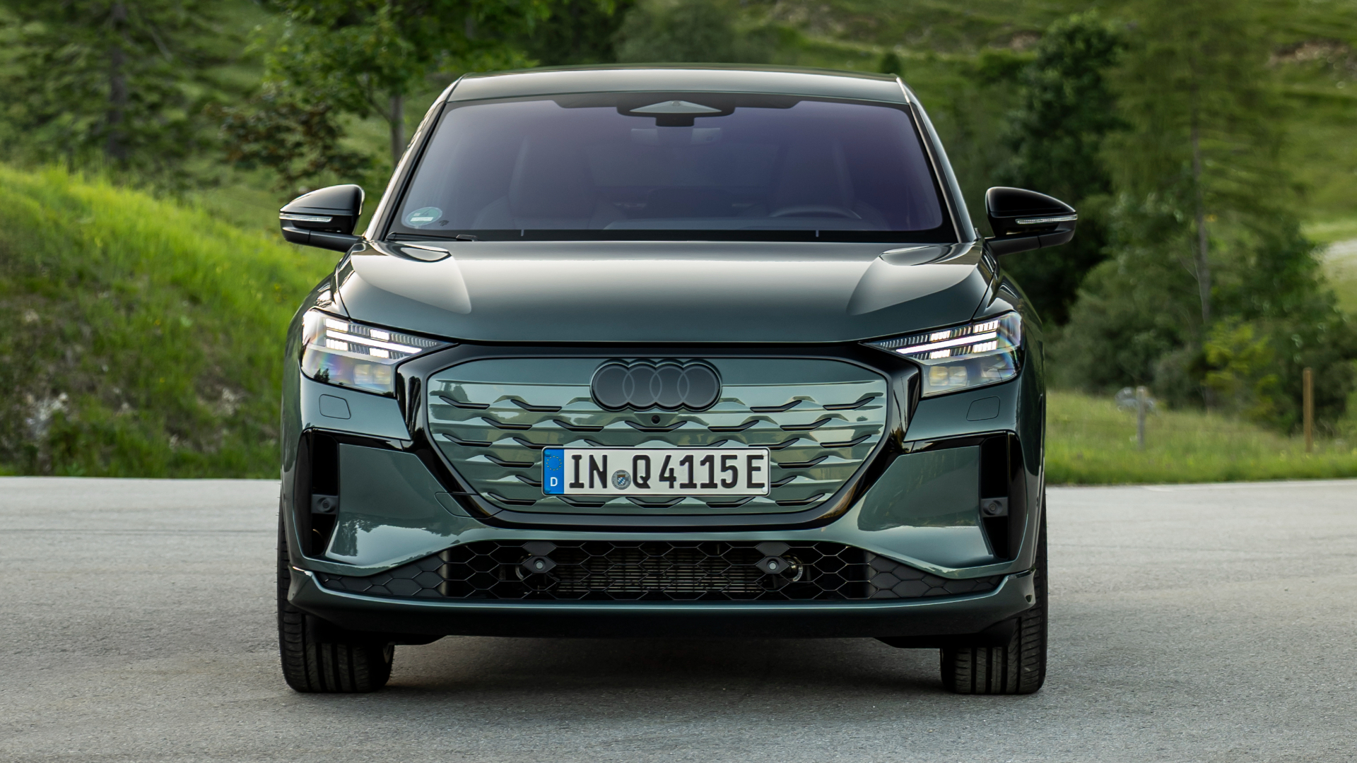2026 Audi Q4 Sportback e-tron front view