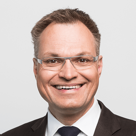 Dr. Oliver van Laak