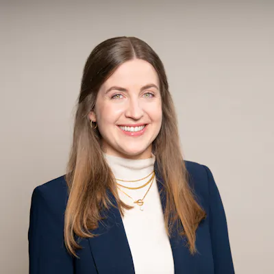 Yvonne Scholliers, Senior Management Consultant