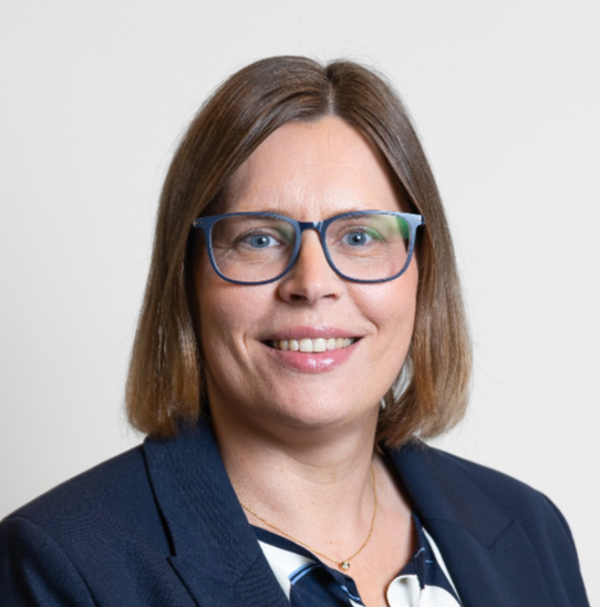 Birgit Neitzert, Management Consultant