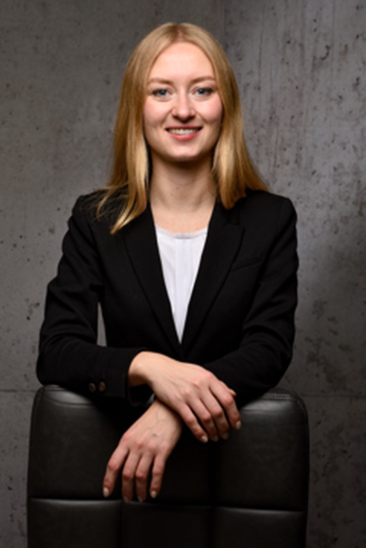 Corinna Chaber, Consultant