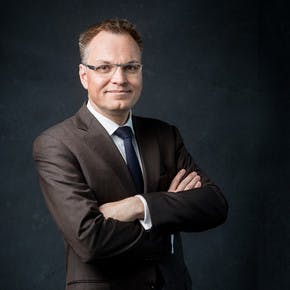 Dr. Oliver van Laak, Vorstand Cassini AG