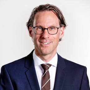 Holger Dietrich, Cassini Consulting