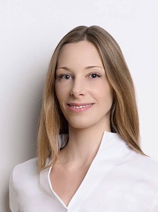 Julia Borchert, Cassini Consulting