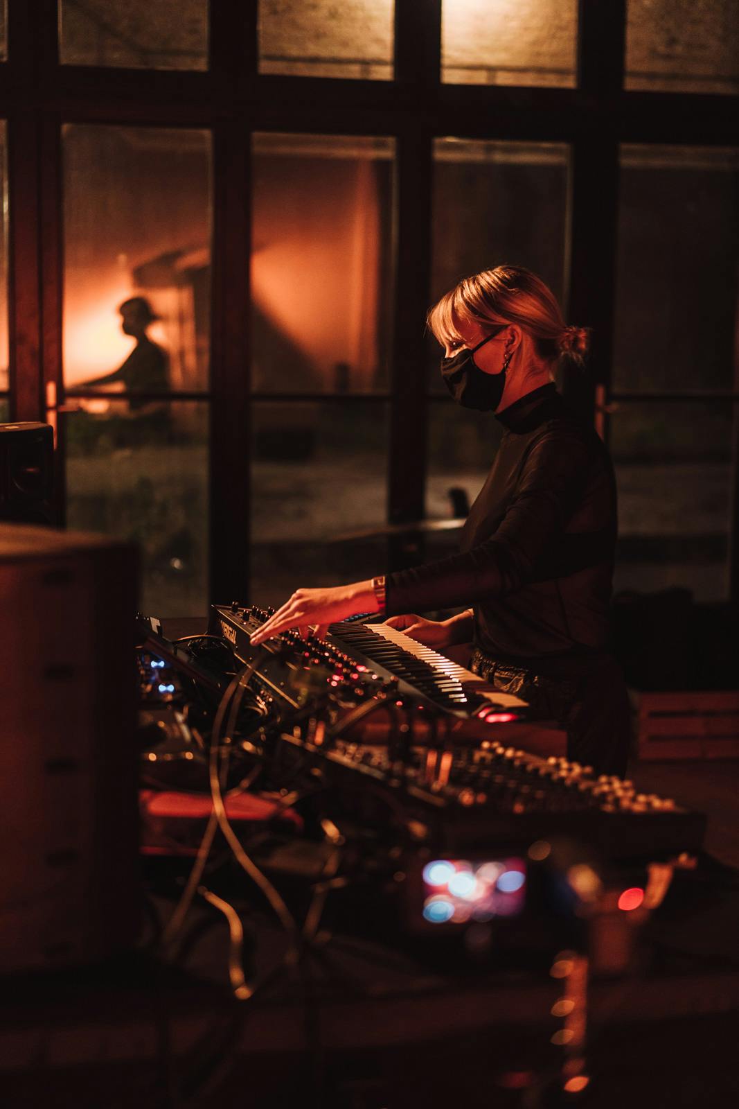 Stina Francina performance | Signals Festival 2020 at Catalyst Berlin | Photo by Dico Baskoro