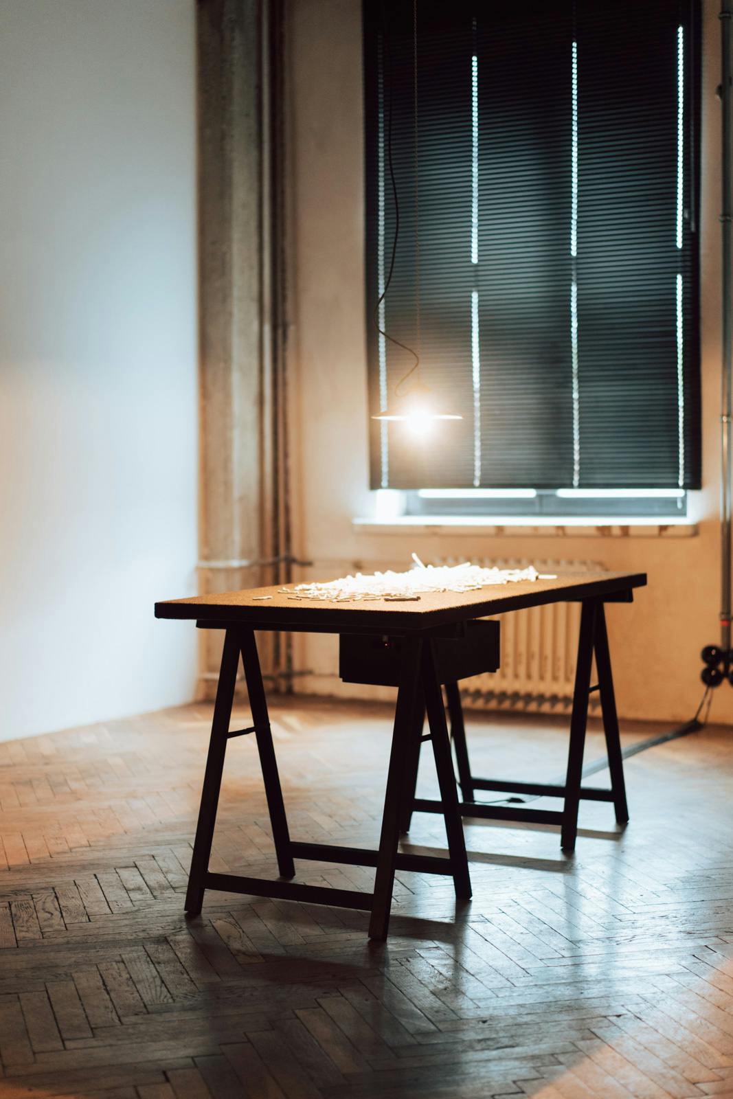 d’os et de sorts (of bones and spells) installation | Signals Festival 2020 at Catalyst Berlin | Photo by Dico Baskoro