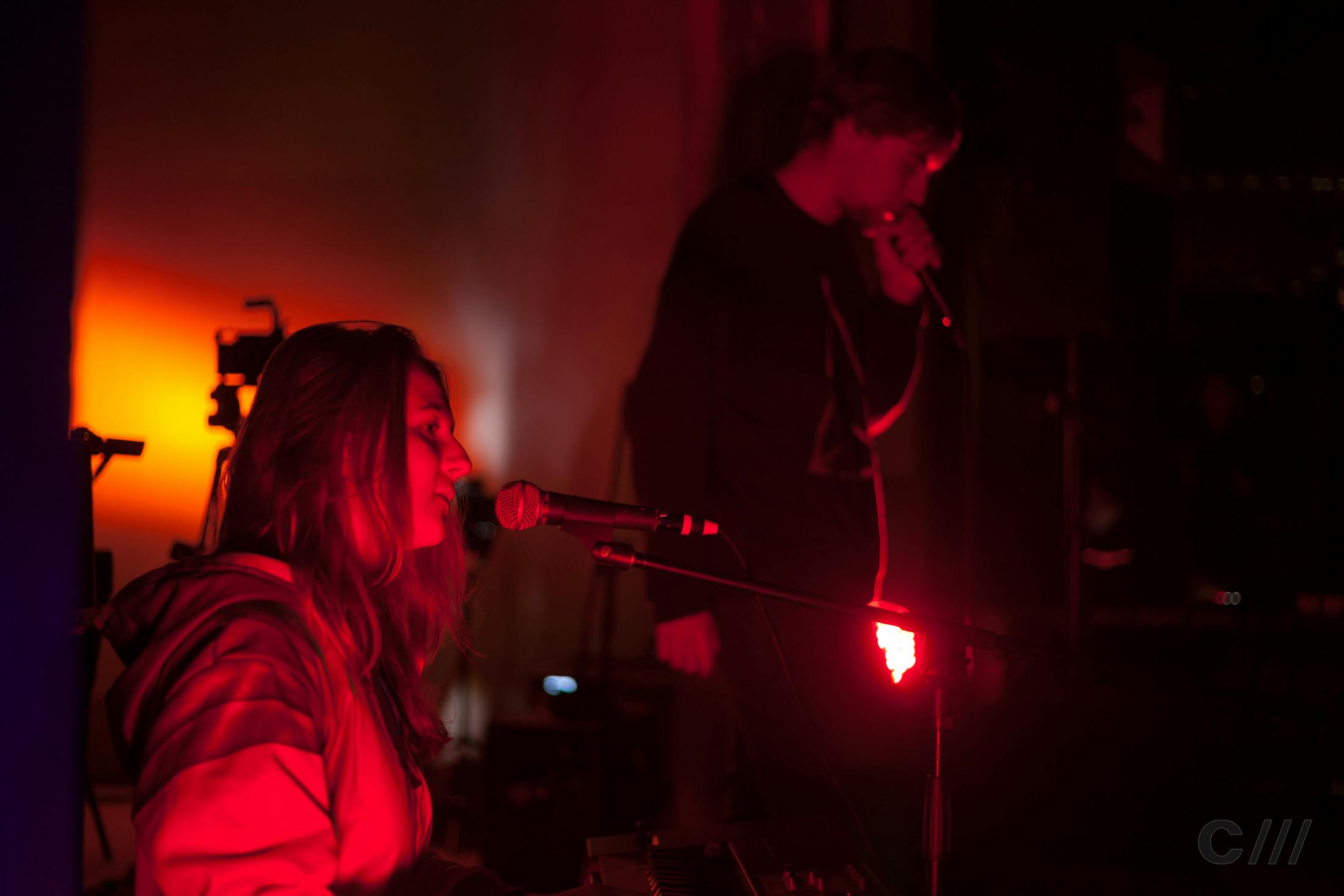 Glow After Dark performance at Signals Festival 2020 at Catalyst Berlin | Photo by Ian Dunham