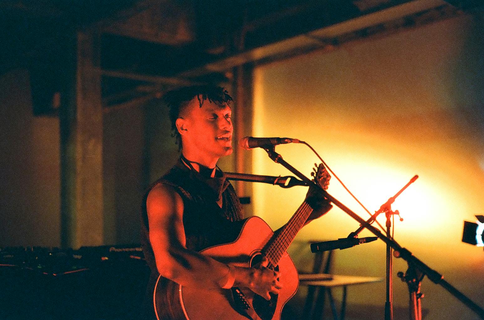 GOZI performance at Signals Festival 2020 at Catalyst Berlin | Photo by Frankie Casillo