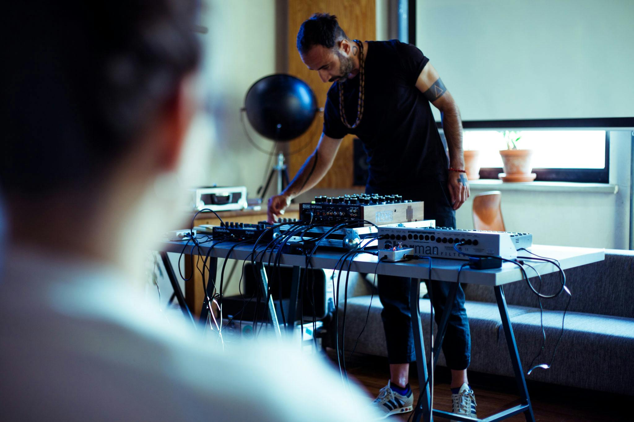 A live composition workshop with DJ and producer Erta Ale at Catalyst Berlin