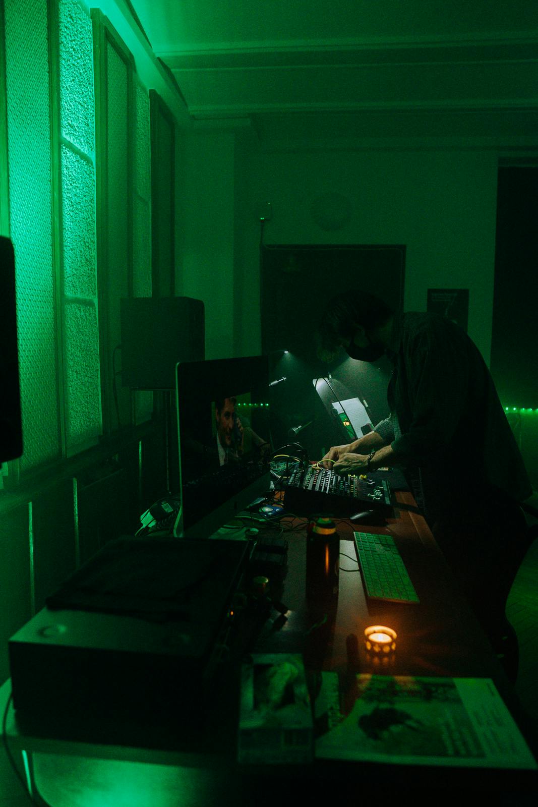 Henri Falk Installation | Signals Festival 2020 at Catalyst Berlin | Photo by Dico Baskoro